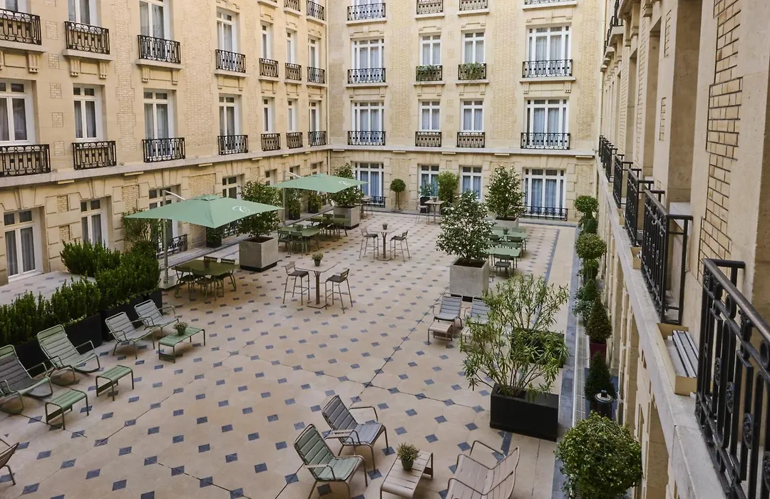 Fraser Suites Le Claridge Champs-Elysees-1